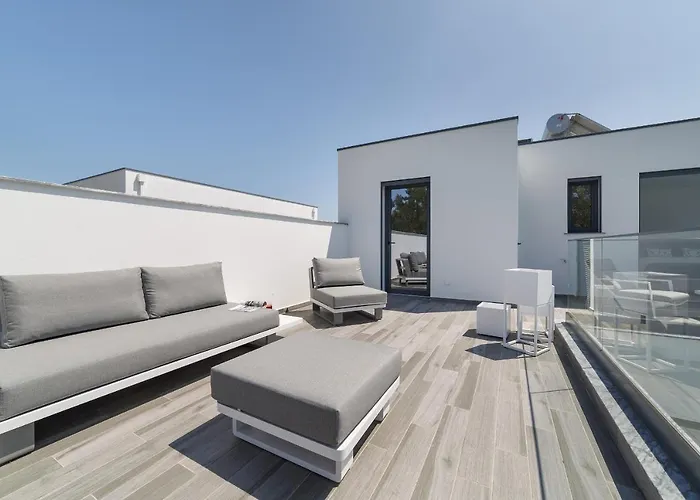 Paraiso - By Sch Villa