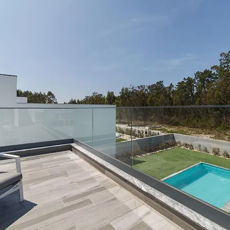 Villa Paraiso - By Sch *