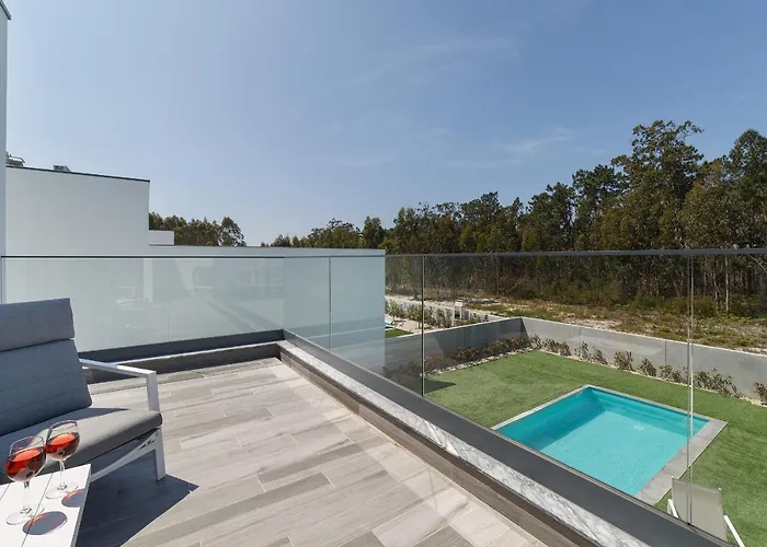 Villa Paraiso - By Sch *